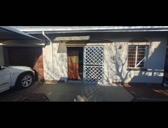 1 BEDROOM PROPERTY TO RENT IN FREEWAY PARK